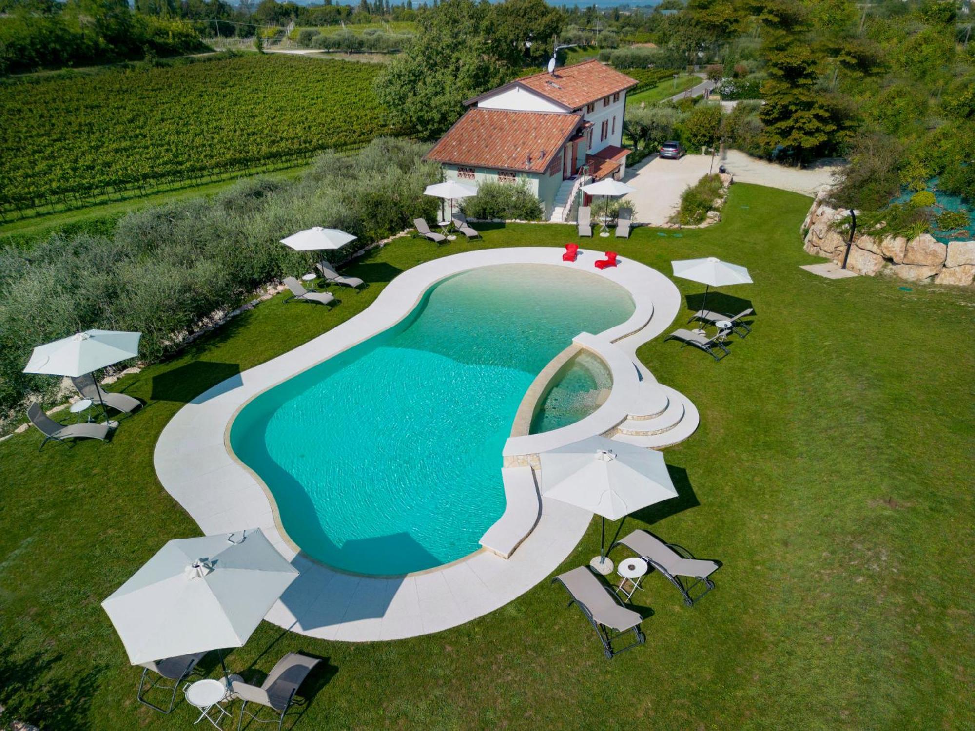 Bed and Breakfast Residenza Vesentini Pastrengo Exterior foto